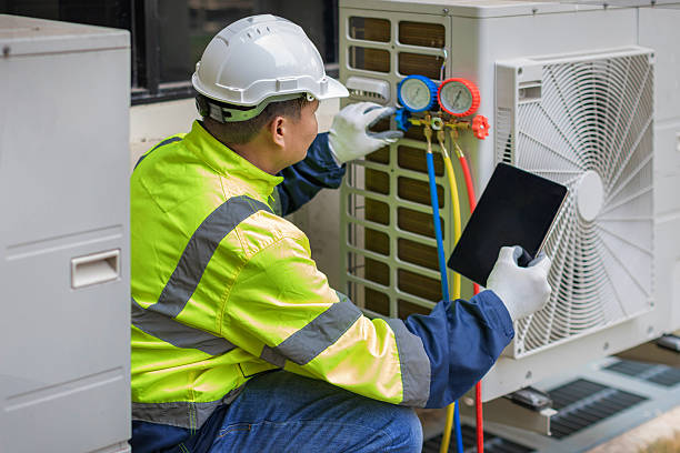 Professional Hvac technician working in Cookstown, NJ